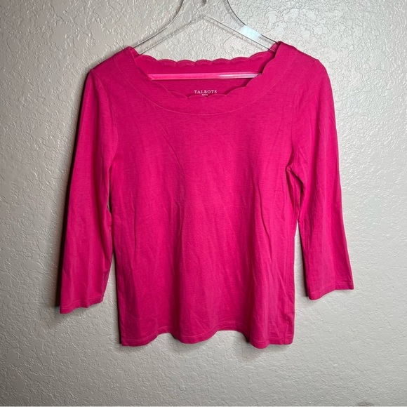 Talbots Pink 3 Quarter Inch Sleeve Top W/Scallop Neck Line - Picture 2 of 5